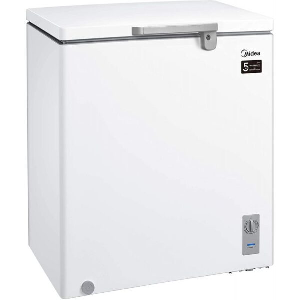 This chest freezer is one of the most popular on the market due to its excellent energy efficiency and superb temperature quality. It can easily slide anywhere with no effort