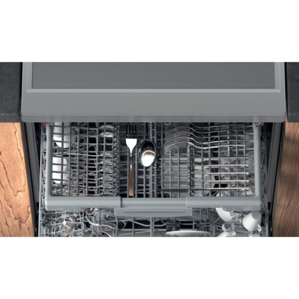 This dishwasher is the perfect combination of outstanding technology and high-quality design. An industry-leading quiet operation makes this dishwasher ideal for small